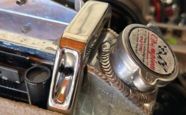 Ford-bronco-1974-white-18