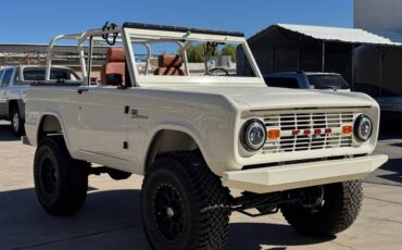 Ford-bronco-1974-white-23