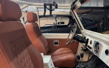 Ford-bronco-1974-white-4