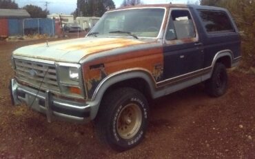 Ford-bronco-1983-black-5