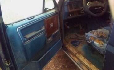 Ford-bronco-1983-black-6