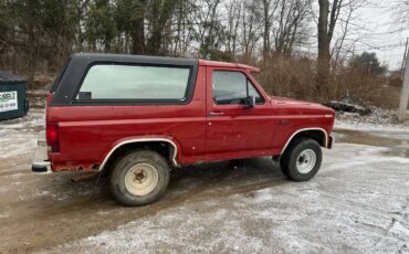 Ford-bronco-1984-4