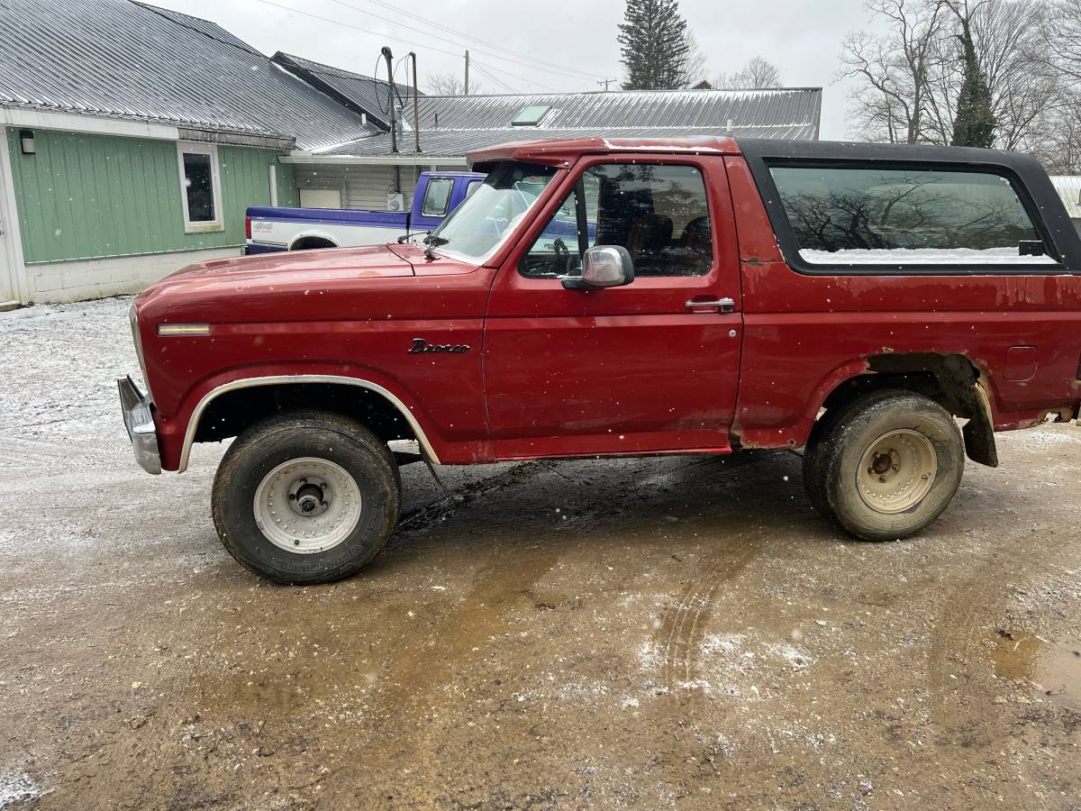 Ford-bronco-1984