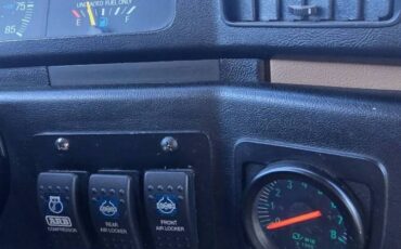 Ford-bronco-1987-brown-15