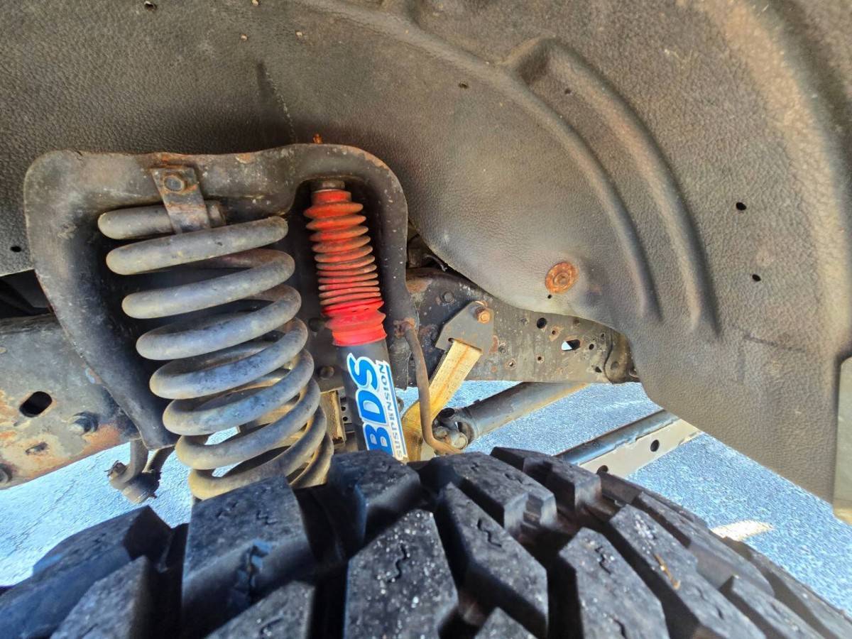 Ford-bronco-1987-brown-19