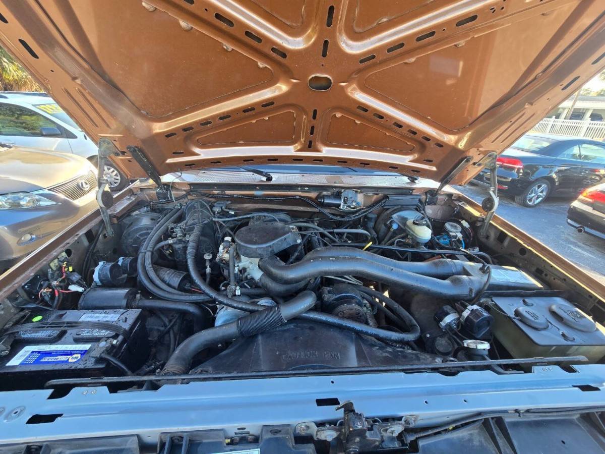 Ford-bronco-1987-brown-7