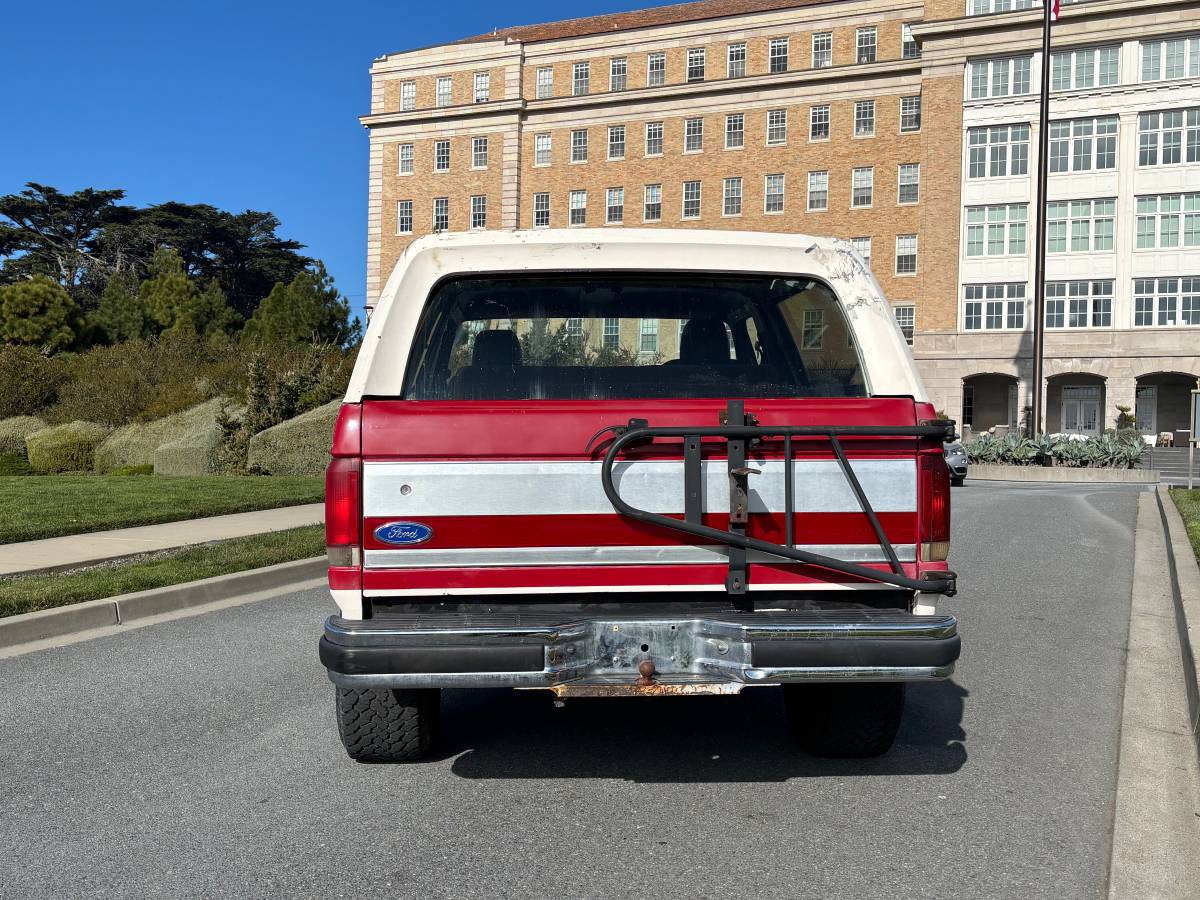 Ford-bronco-1988-red-11