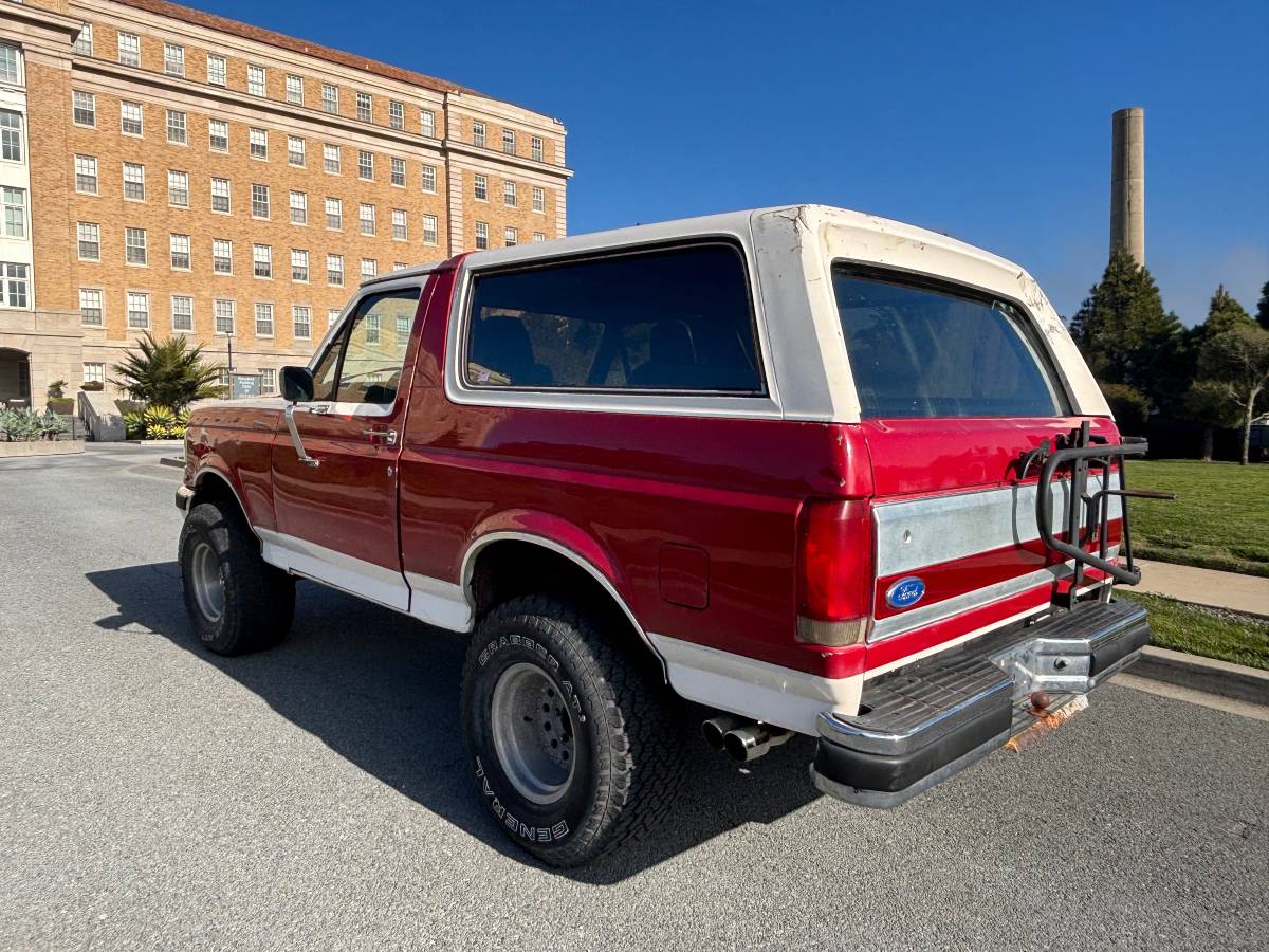 Ford-bronco-1988-red-12