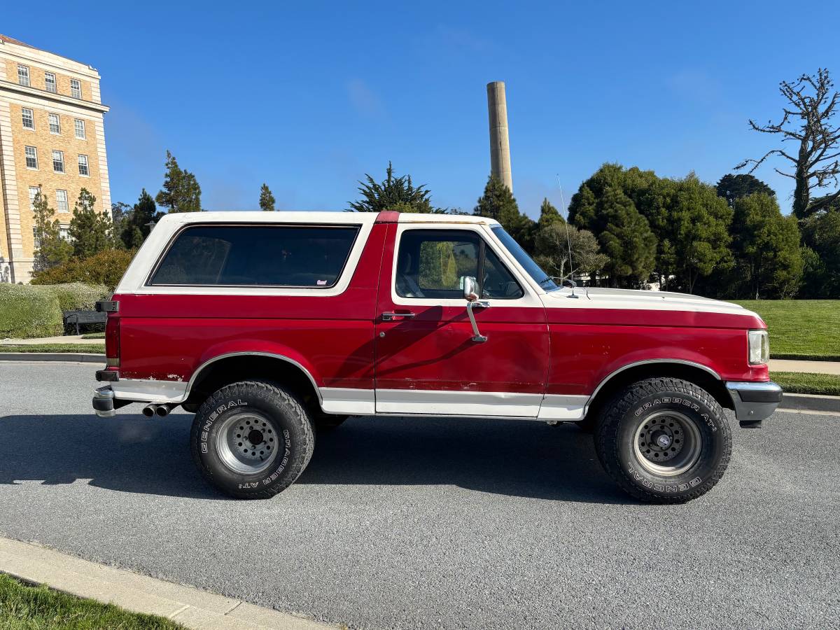 Ford-bronco-1988-red-15