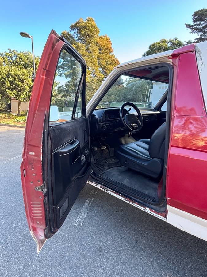 Ford-bronco-1988-red-17