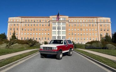 Ford-bronco-1988-red