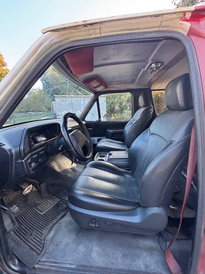 Ford-bronco-1988-red-6