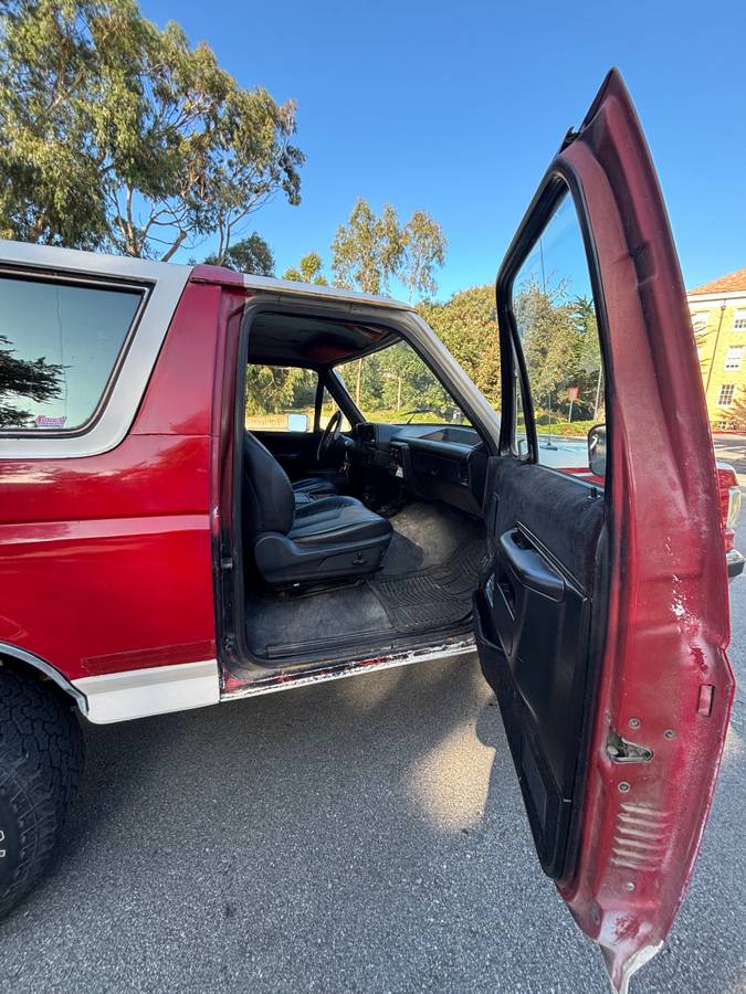 Ford-bronco-1988-red-9