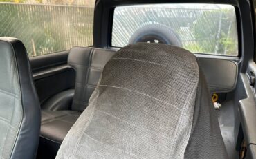 Ford-bronco-1989-blue-1