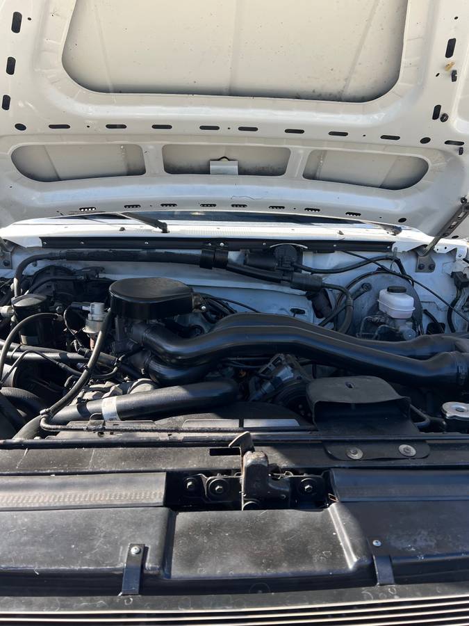 Ford-bronco-1992-white-10