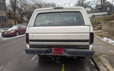 Ford-bronco-1992-white-3