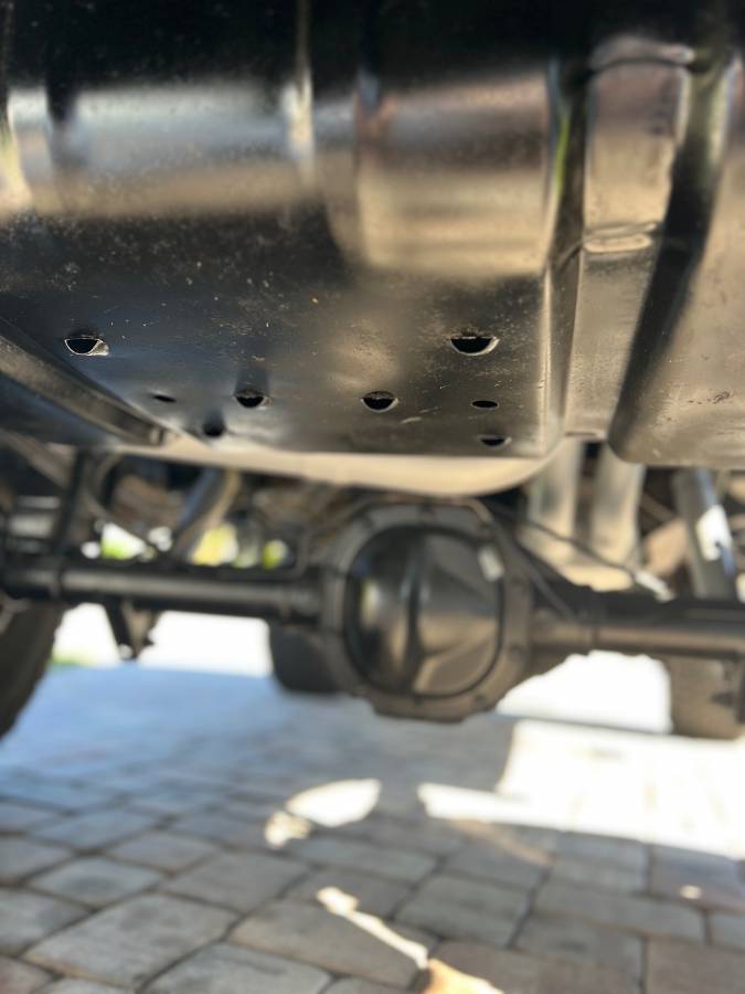 Ford-bronco-1992-white-4