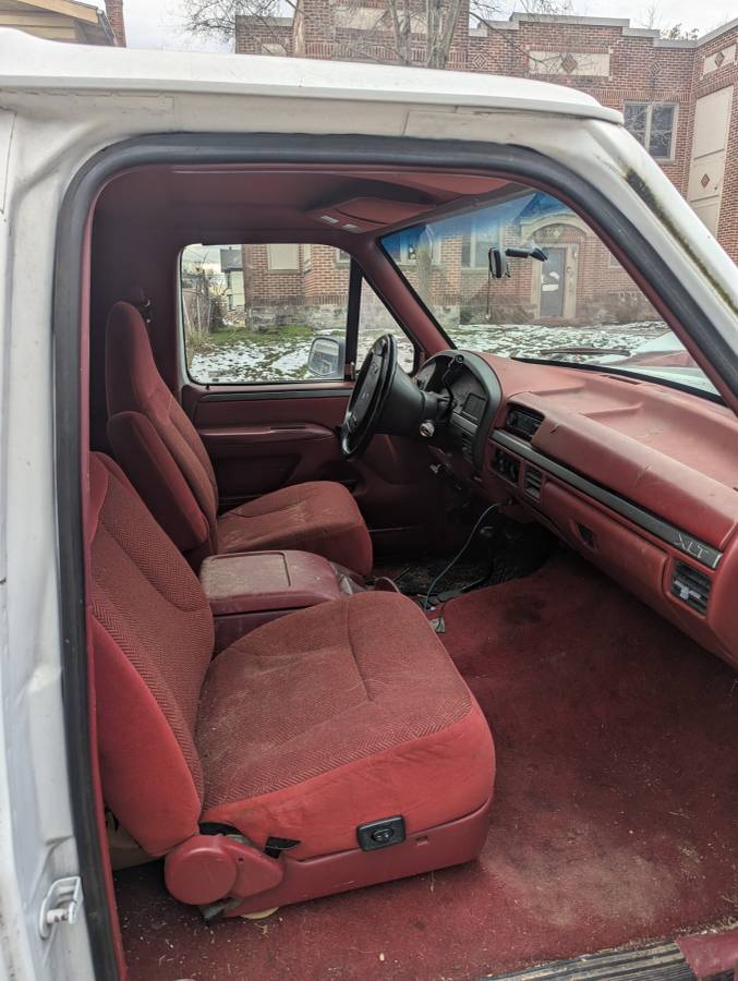 Ford-bronco-1992-white-6