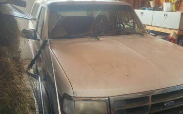 Ford-bronco-1993-white-2