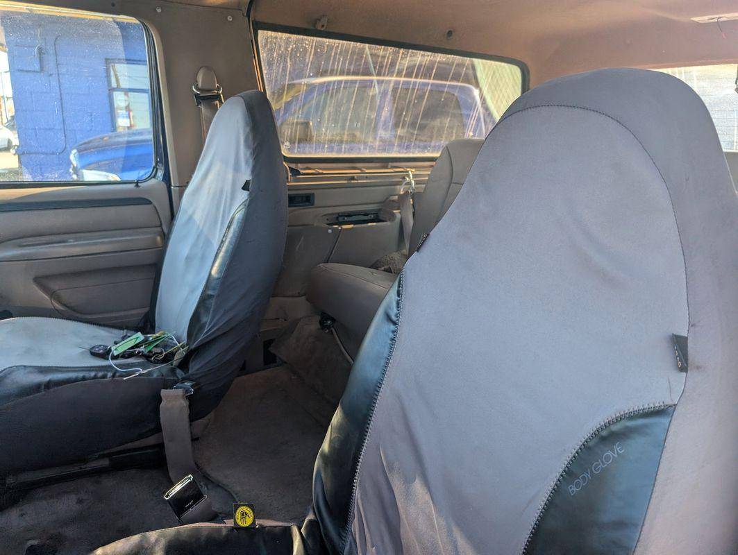 Ford-bronco-1994-blue-16