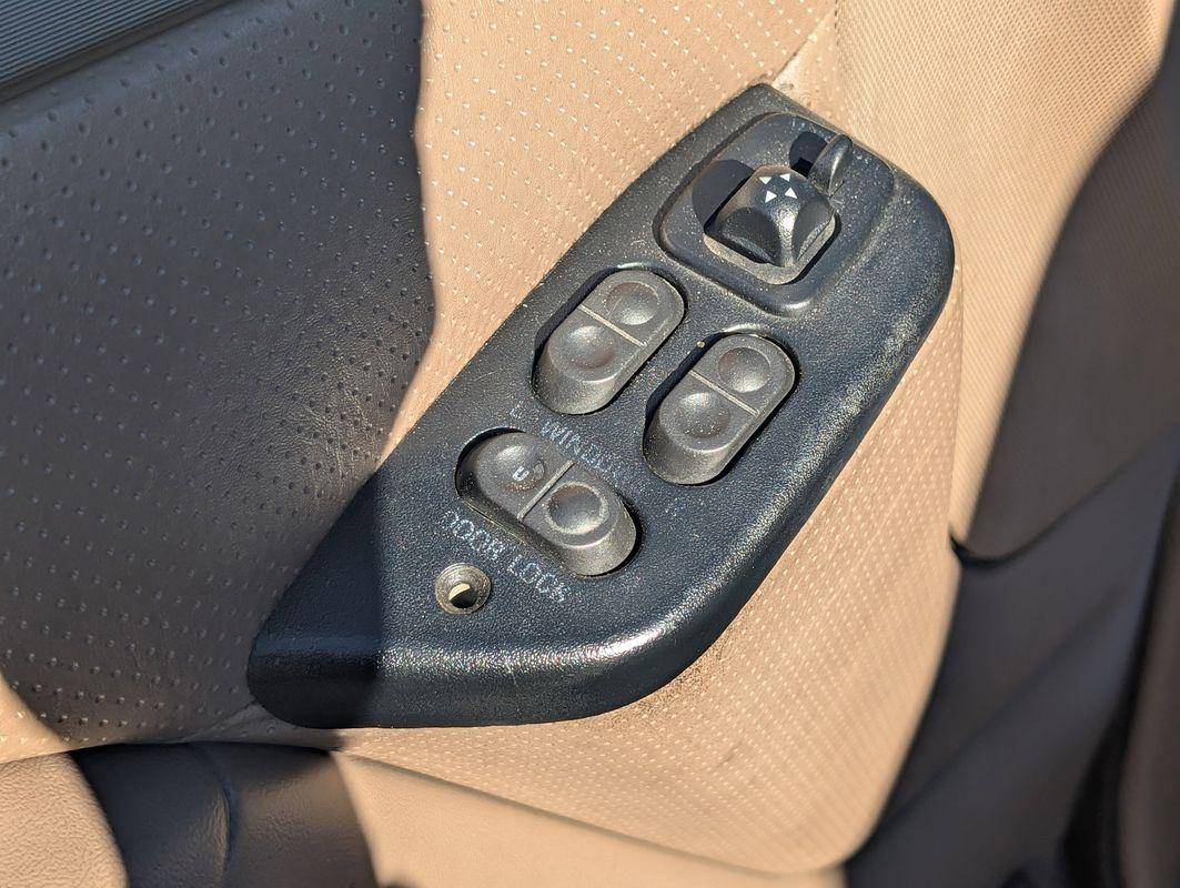 Ford-bronco-1994-blue-19