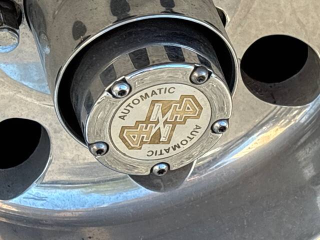 Ford-bronco-1994-custom-42