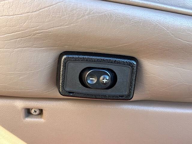 Ford-bronco-1994-custom-46