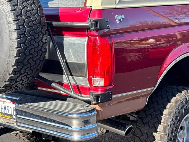 Ford-bronco-1994-custom-47