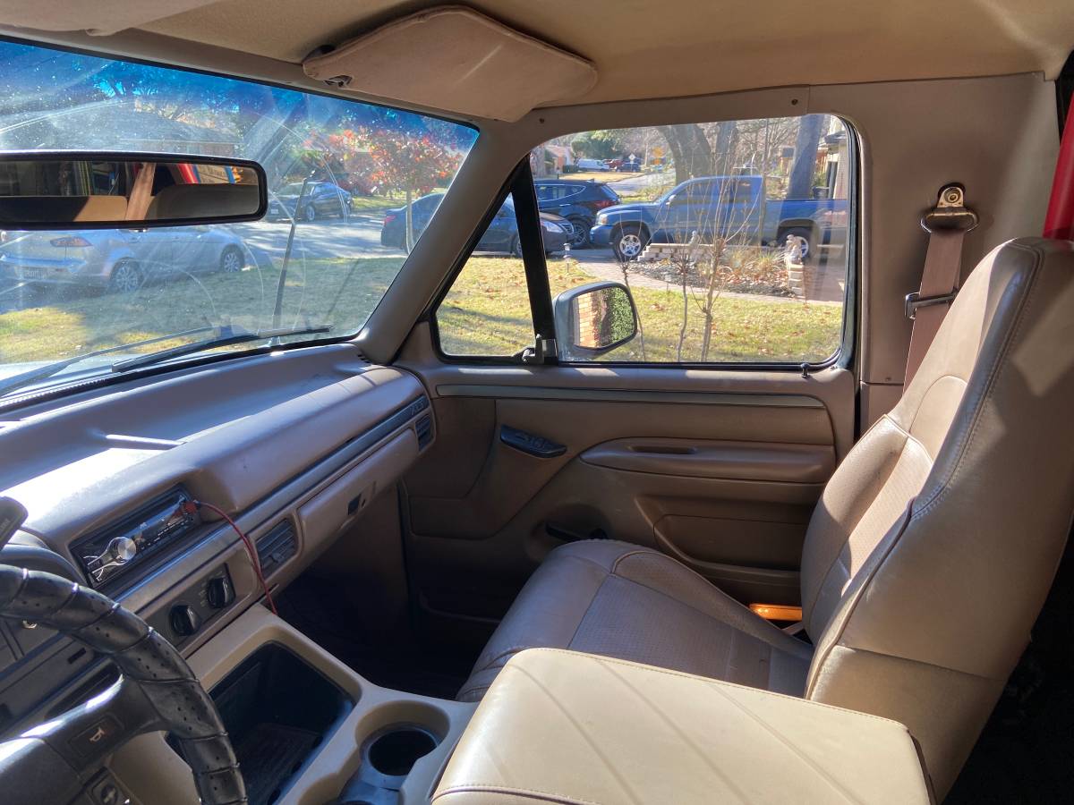 Ford-bronco-1995-black-10