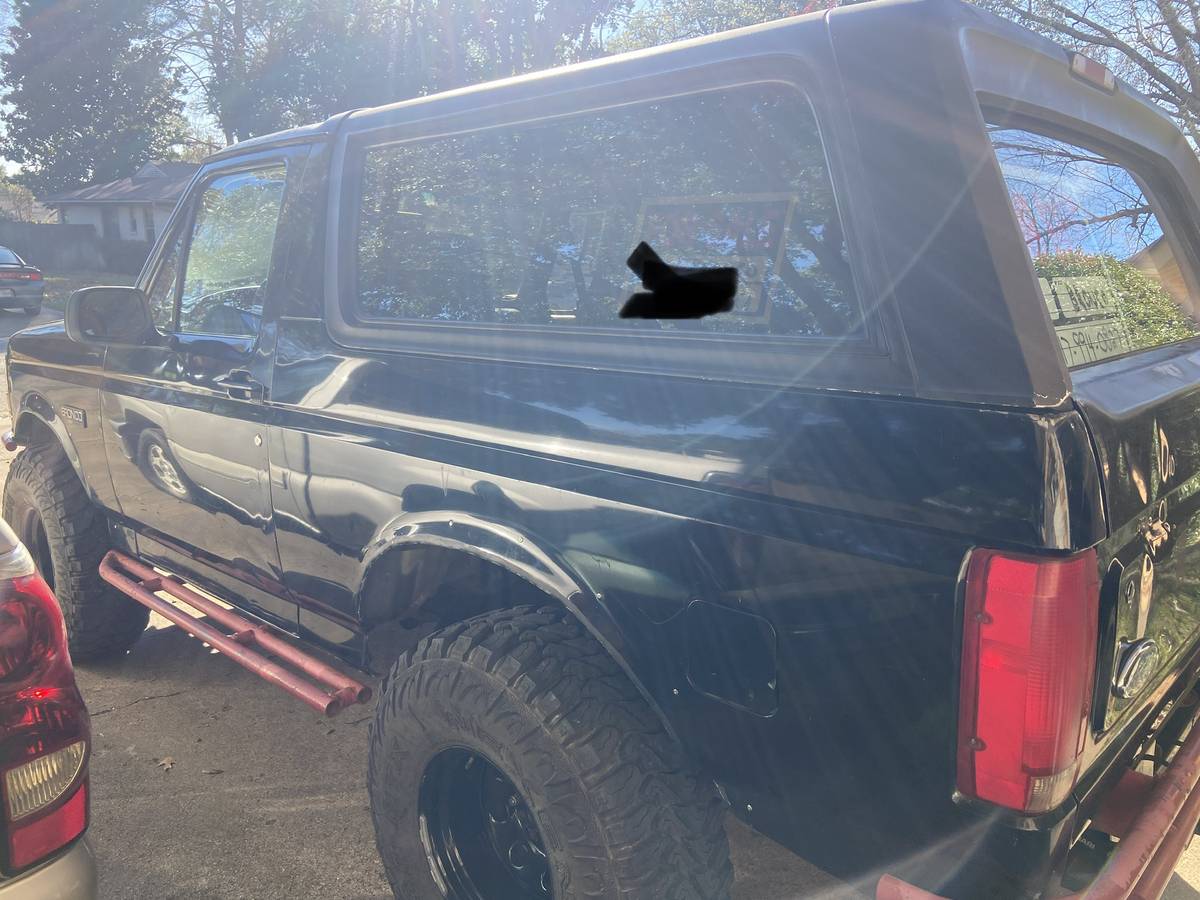 Ford-bronco-1995-black-20