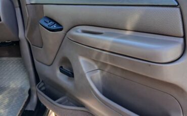 Ford-bronco-1995-green-13