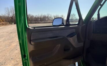 Ford-bronco-1995-green-14