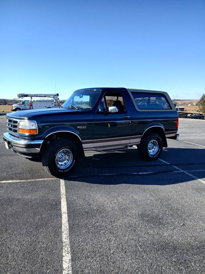 Ford-bronco-1995-green-2