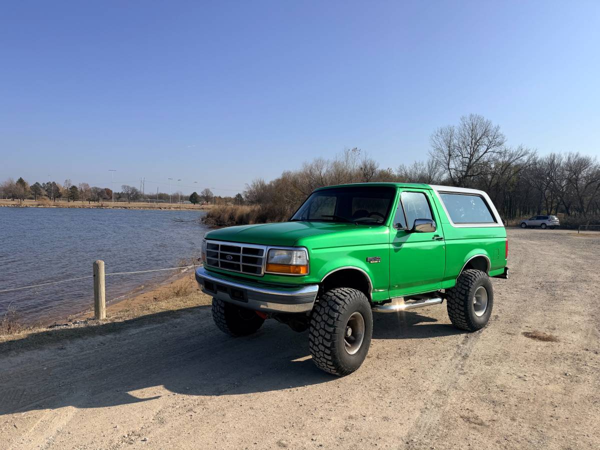 Ford-bronco-1995-green-5