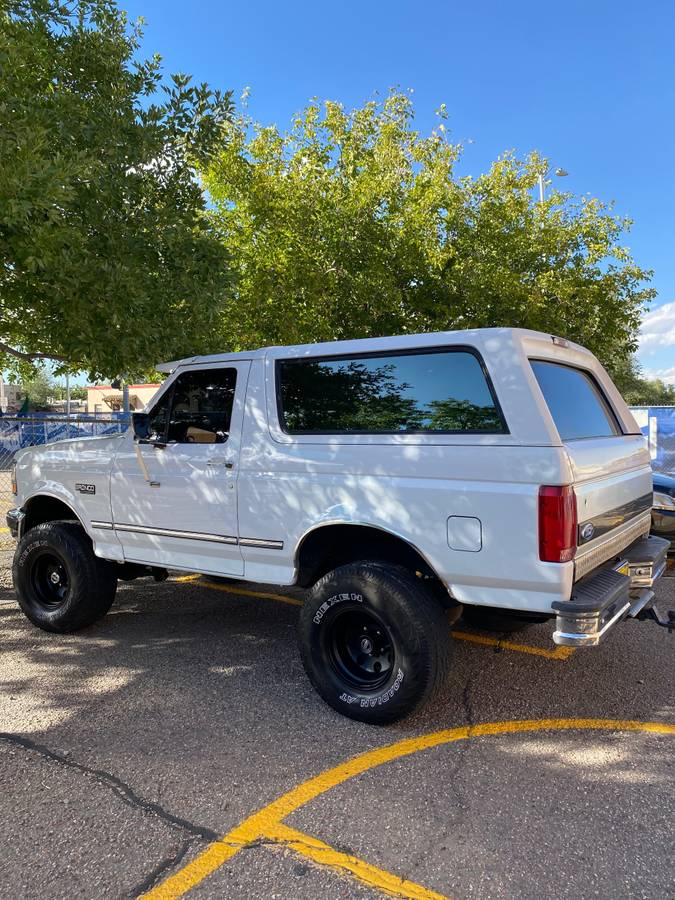 Ford-bronco-1995-white-4