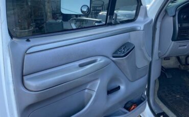 Ford-bronco-1995-white-6