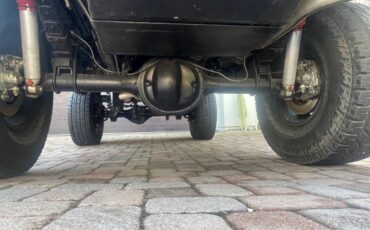 Ford-bronco-4x4-1969-green-13