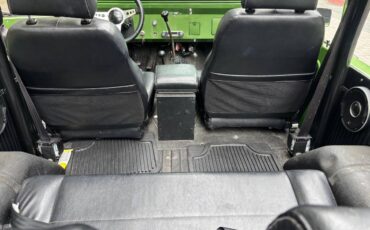 Ford-bronco-4x4-1969-green-7