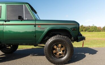 Ford-bronco-4x4-1973-green-4
