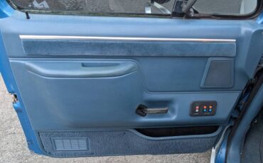 Ford-bronco-4x4-1988-blue-34