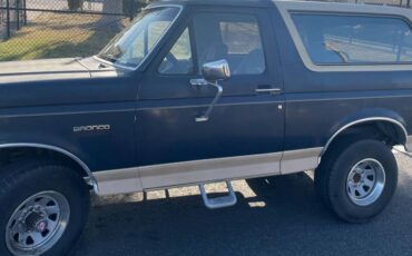 Ford-bronco-4x4-1990-blue-3