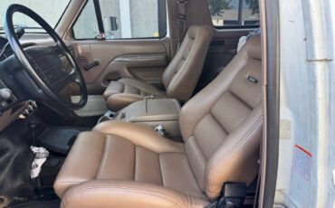 Ford-bronco-4x4-1994-white-5