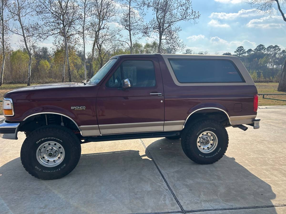 Ford-bronco-4x4-1996-1