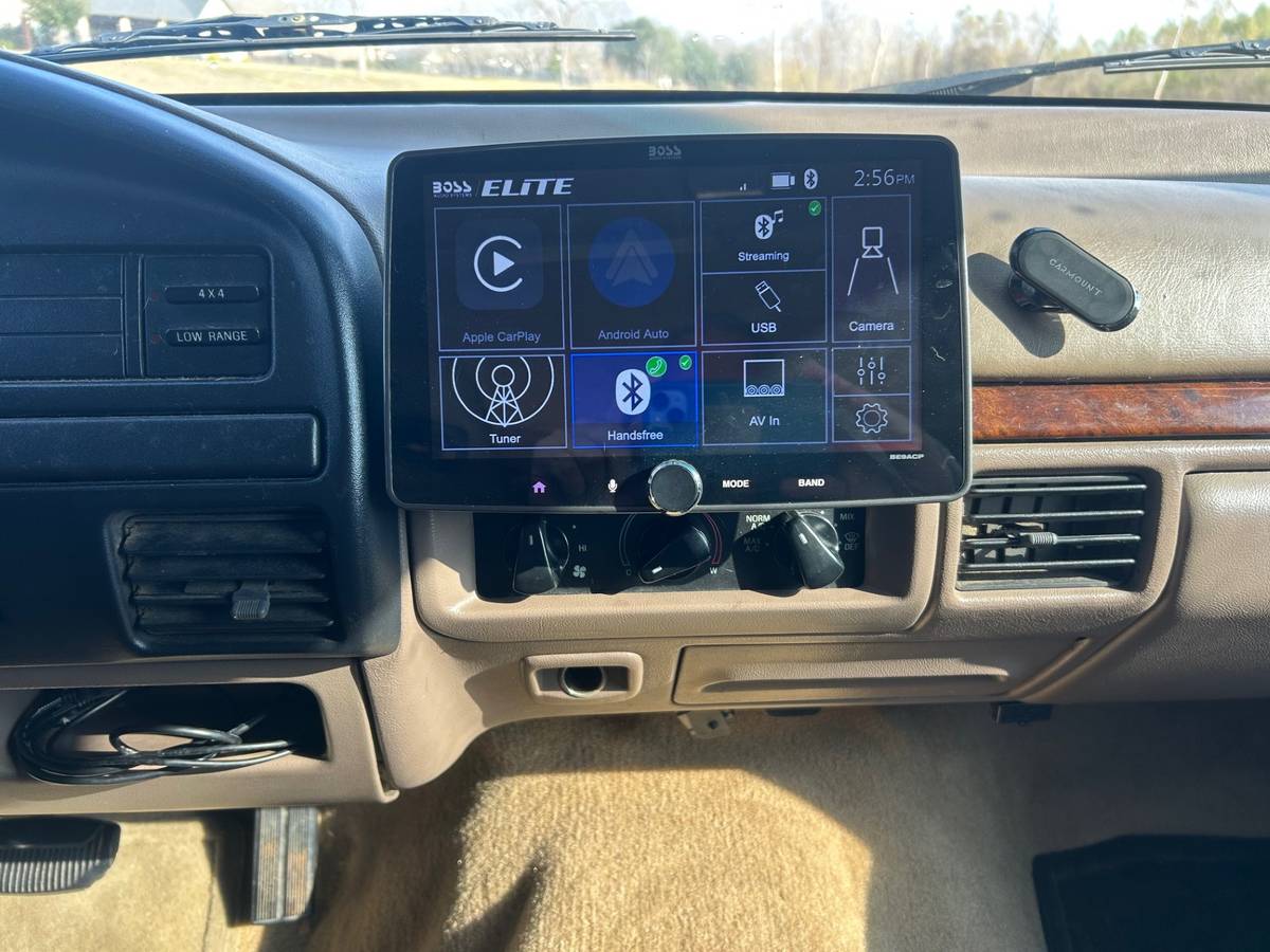 Ford-bronco-4x4-1996-3