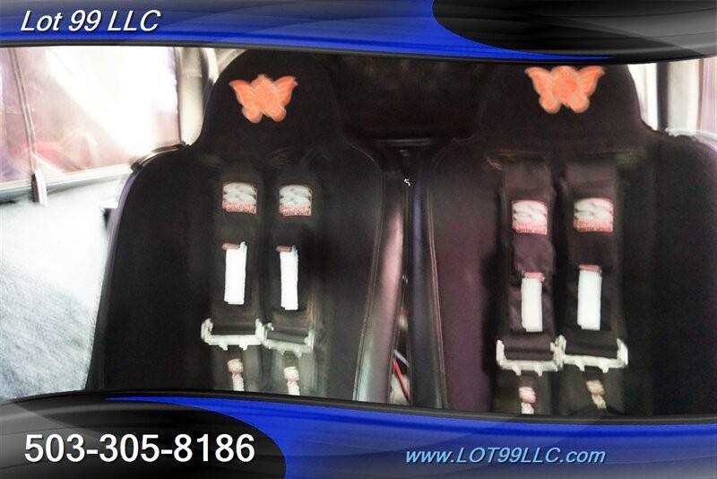 Ford-bronco-custom-build-troph-1991-white-14