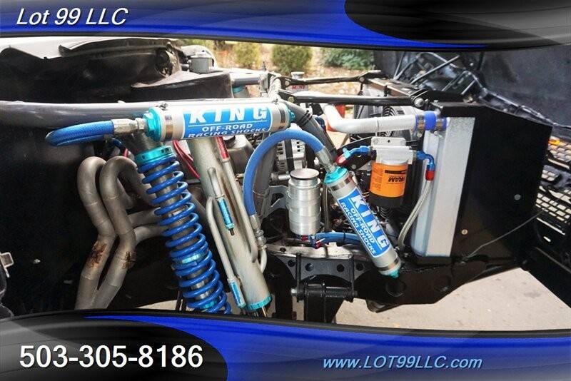 Ford-bronco-custom-build-troph-1991-white-19