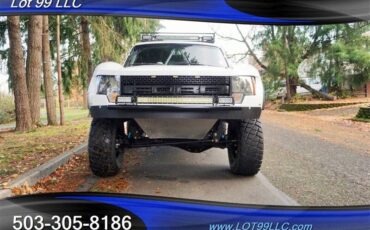 Ford-bronco-custom-build-troph-1991-white-5