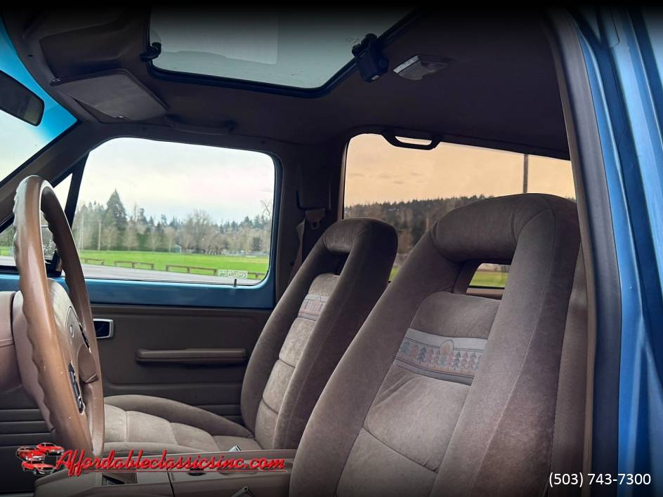 Ford-bronco-eddie-bauer-1986-11