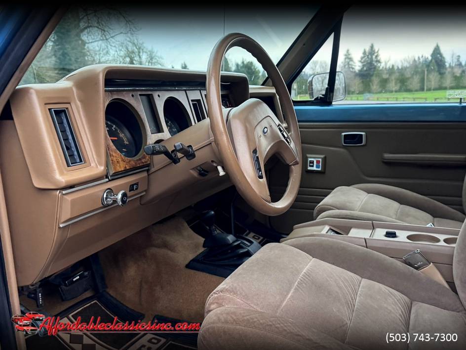 Ford-bronco-eddie-bauer-1986-5