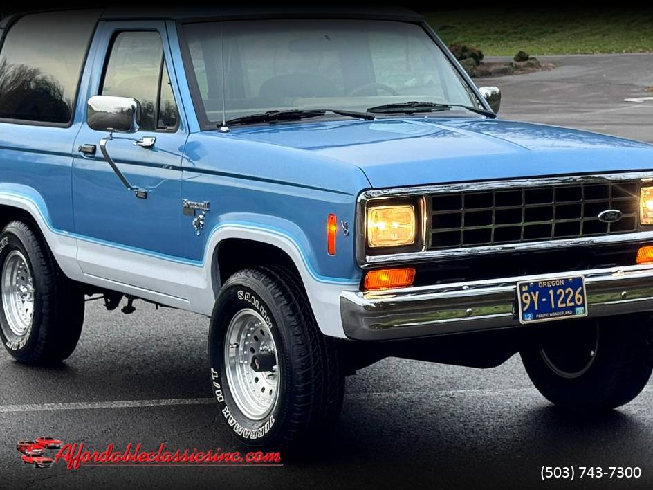 Ford-bronco-eddie-bauer-1986-8
